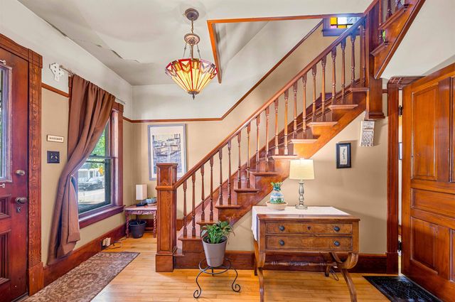 9 Brooklyn Street, Morristown, VT 05661