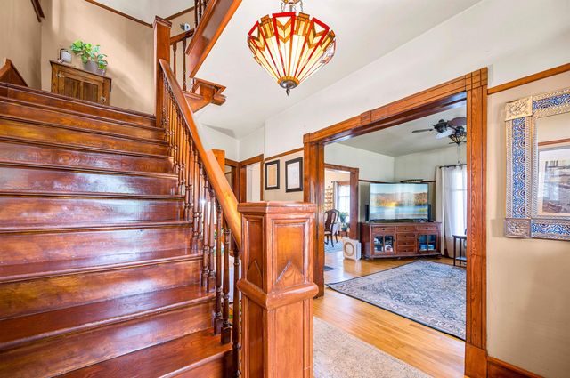 9 Brooklyn Street, Morristown, VT 05661