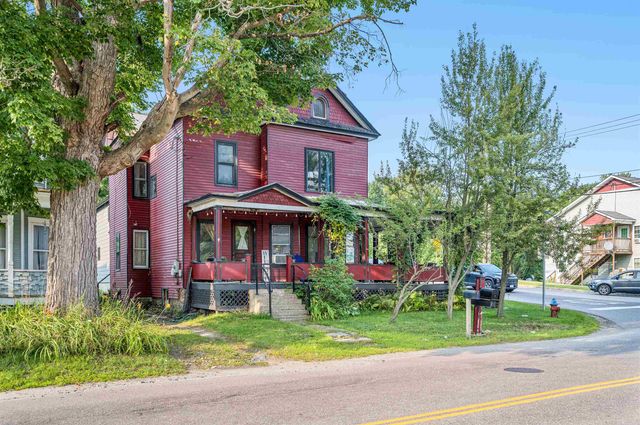 9 Brooklyn Street, Morristown, VT 05661
