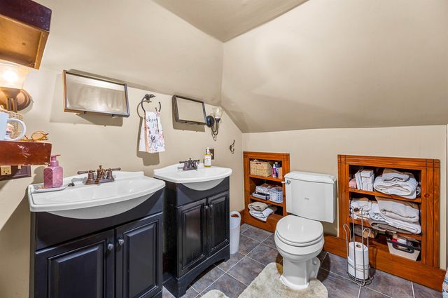 9 Brooklyn Street, Morristown, VT 05661