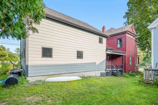 9 Brooklyn Street, Morristown, VT 05661
