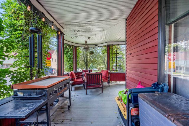 9 Brooklyn Street, Morristown, VT 05661