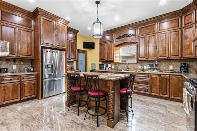 717 W 27th Street, Mission, TX 78574