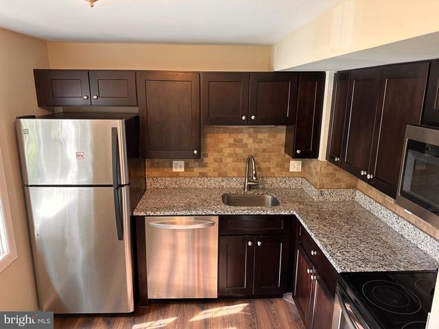123 BICKEL CT, Sterling, VA 20165