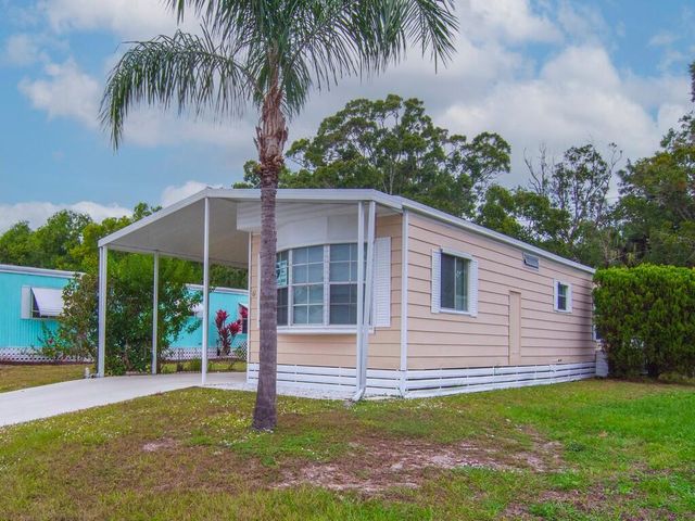 61 E Caribbean, Port St. Lucie, FL 34952