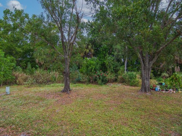 61 E Caribbean, Port St. Lucie, FL 34952