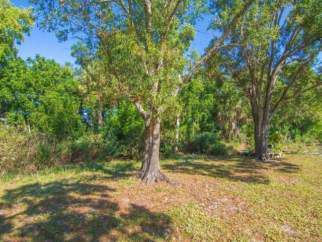 61 E Caribbean, Port St. Lucie, FL 34952
