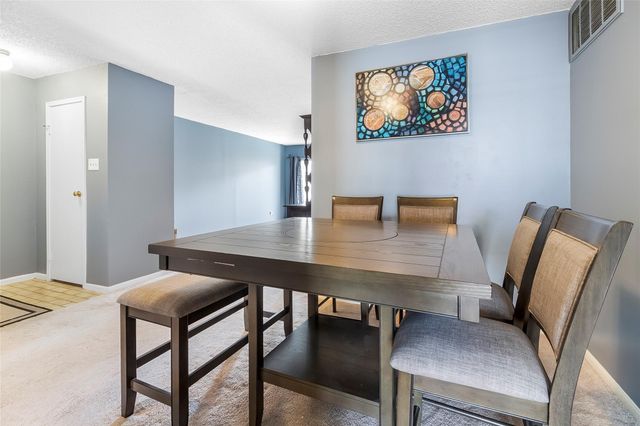 12550 Whittington Dr 814, Houston, TX 77077