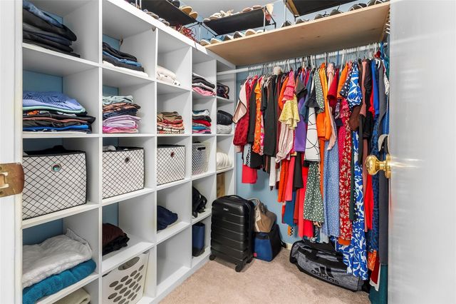 12550 Whittington Dr 814, Houston, TX 77077
