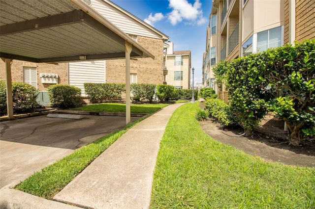 12550 Whittington Dr 814, Houston, TX 77077