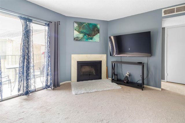 12550 Whittington Dr 814, Houston, TX 77077