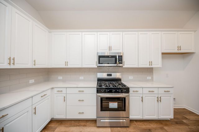 42514 Summer Crest Road, Magnolia, TX 77354