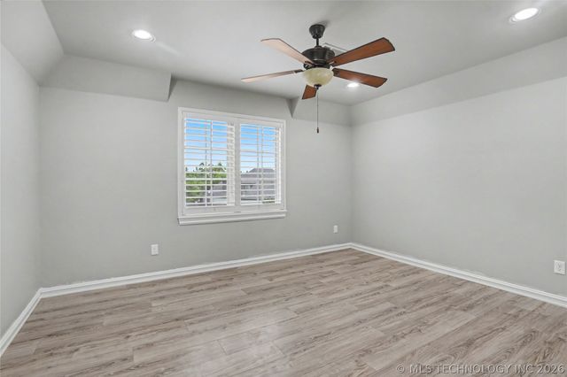12711 S 3rd Street, Jenks, OK 74037