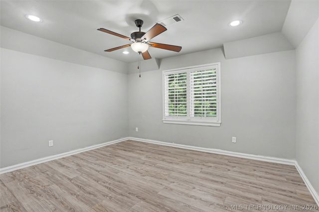 12711 S 3rd Street, Jenks, OK 74037