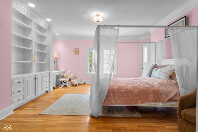 7946 Mill Stream Circle, Indianapolis, IN 46278