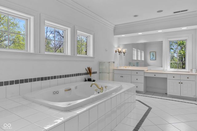 7946 Mill Stream Circle, Indianapolis, IN 46278