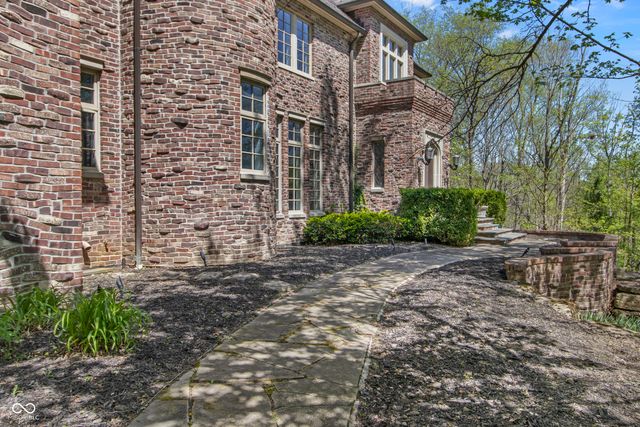 7946 Mill Stream Circle, Indianapolis, IN 46278