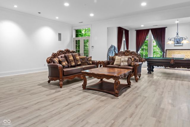 7946 Mill Stream Circle, Indianapolis, IN 46278