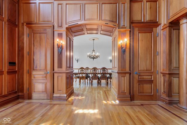 7946 Mill Stream Circle, Indianapolis, IN 46278