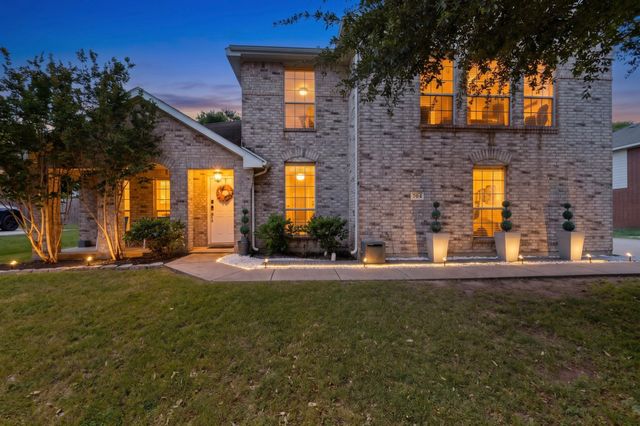 704 Shady Meadow Lane, Glenn Heights, TX 75154
