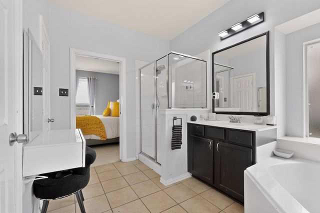 704 Shady Meadow Lane, Glenn Heights, TX 75154