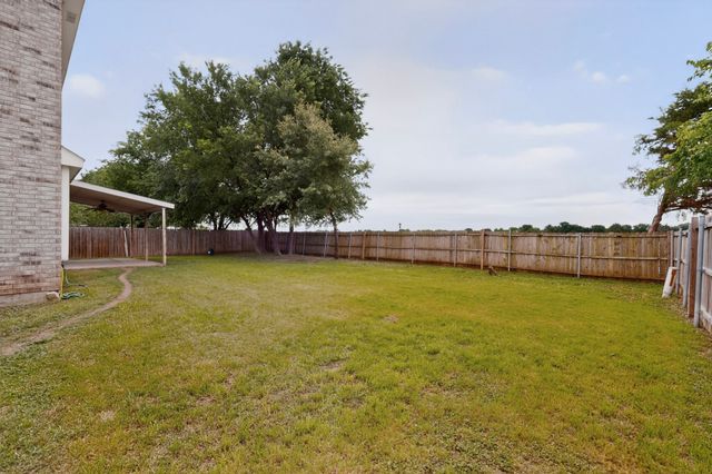 704 Shady Meadow Lane, Glenn Heights, TX 75154