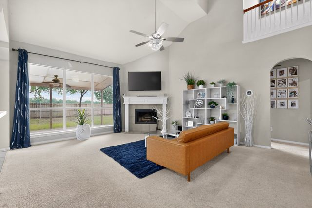 704 Shady Meadow Lane, Glenn Heights, TX 75154