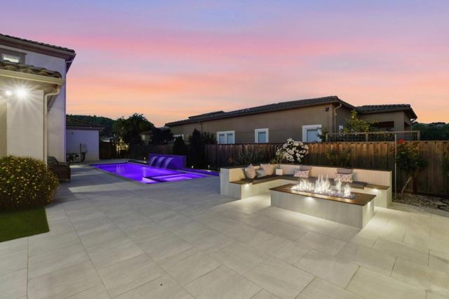 18665 Corte Arcangel, Morgan Hill, CA 95037