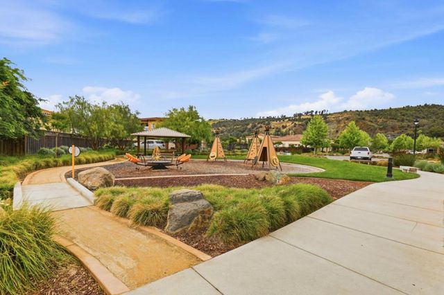 18665 Corte Arcangel, Morgan Hill, CA 95037