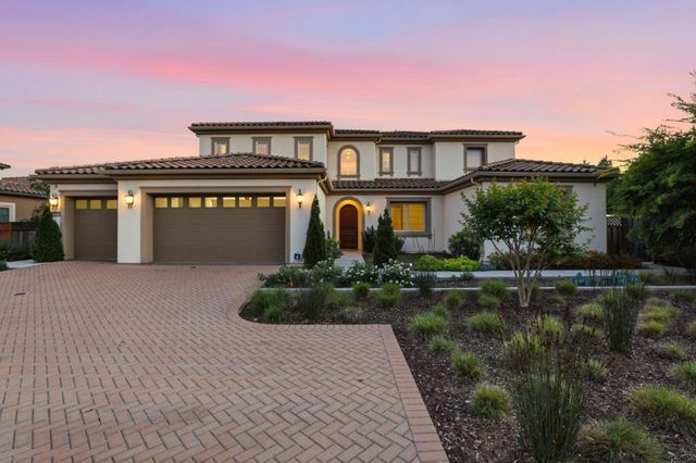 18665 Corte Arcangel, Morgan Hill, CA 95037