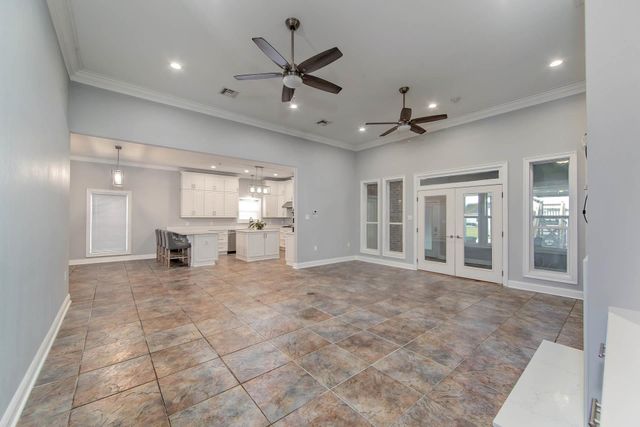 225 Chase Dr, Bourg, LA 70343