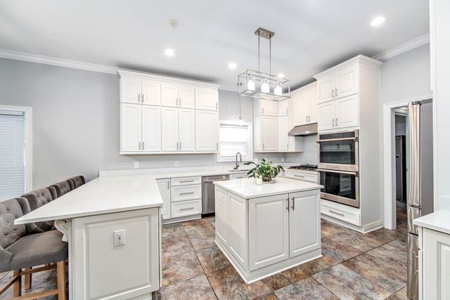 225 Chase Dr, Bourg, LA 70343