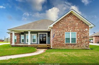 225 Chase Dr, Bourg, LA 70343