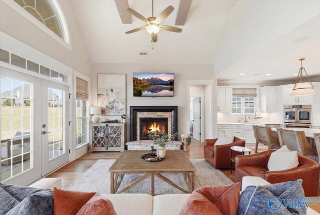 369 Kendallwood Drive, Meridianville, AL 35759