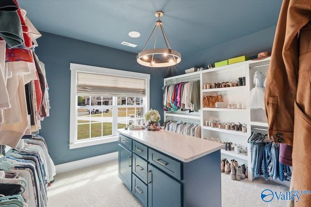 369 Kendallwood Drive, Meridianville, AL 35759