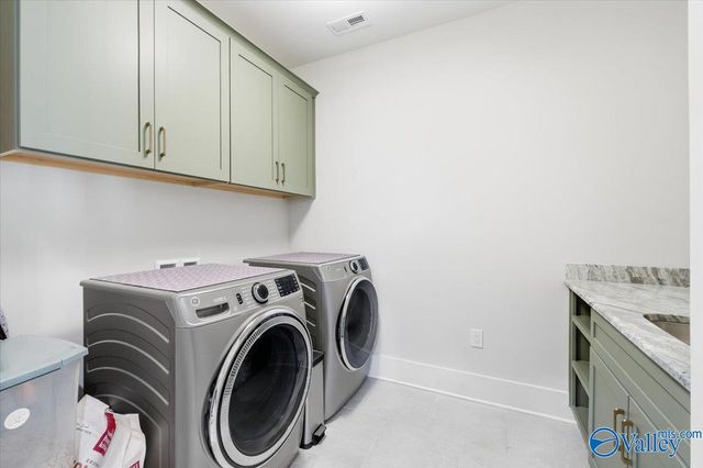 369 Kendallwood Drive, Meridianville, AL 35759