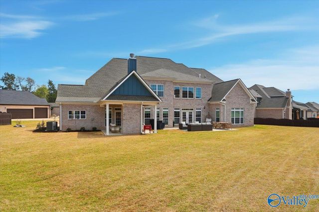 369 Kendallwood Drive, Meridianville, AL 35759