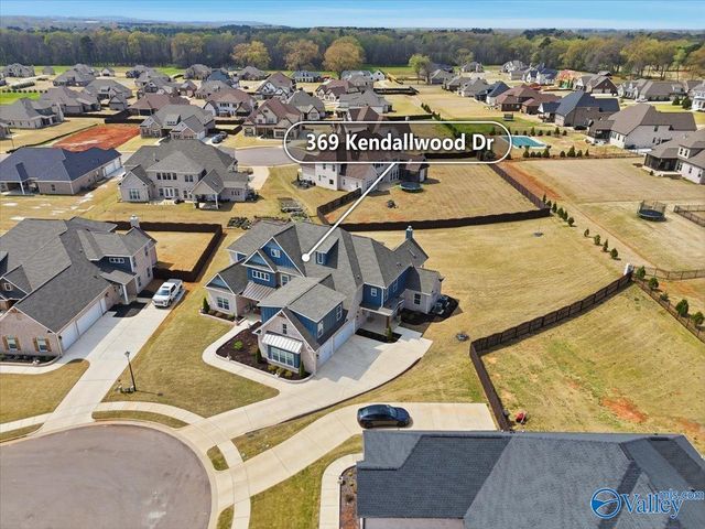 369 Kendallwood Drive, Meridianville, AL 35759