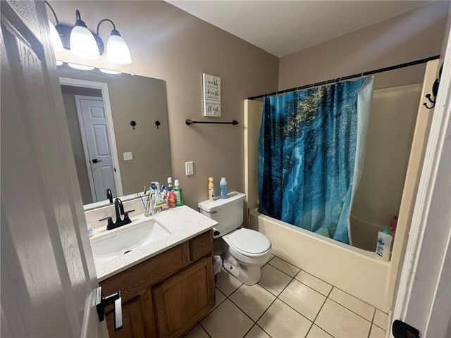 1010 E 23rd Street, Russellville, AR 72802