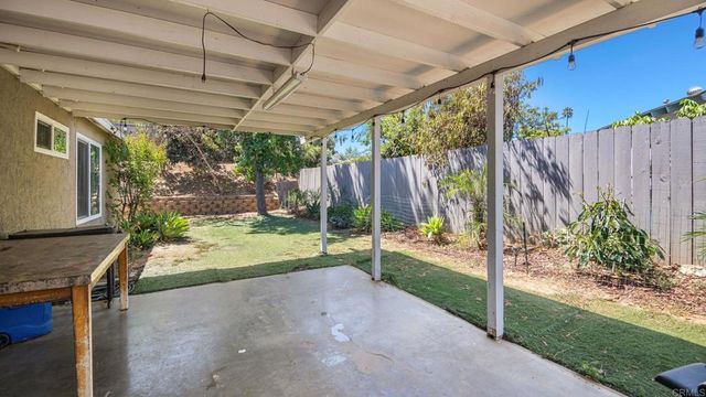 1161 N Rose St, Escondido, CA 92027