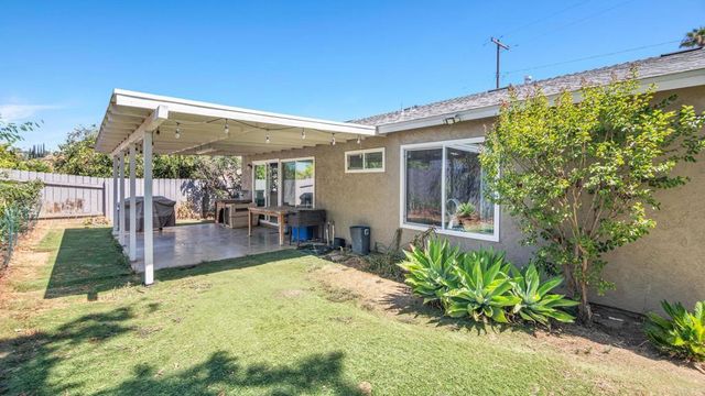1161 N Rose St, Escondido, CA 92027