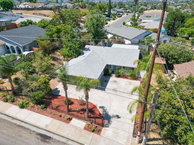 1161 N Rose St, Escondido, CA 92027