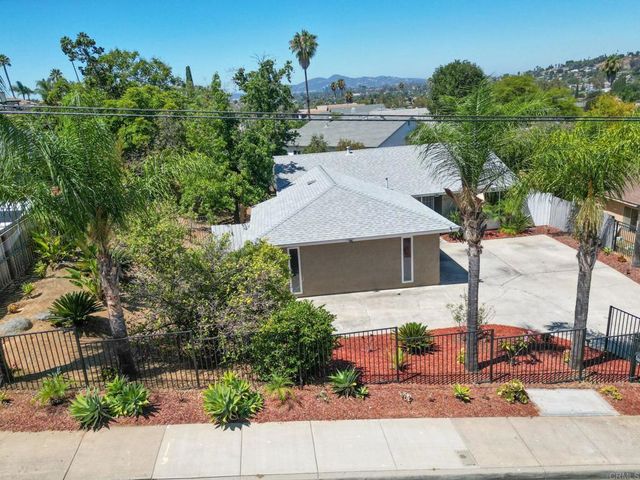 1161 N Rose St, Escondido, CA 92027