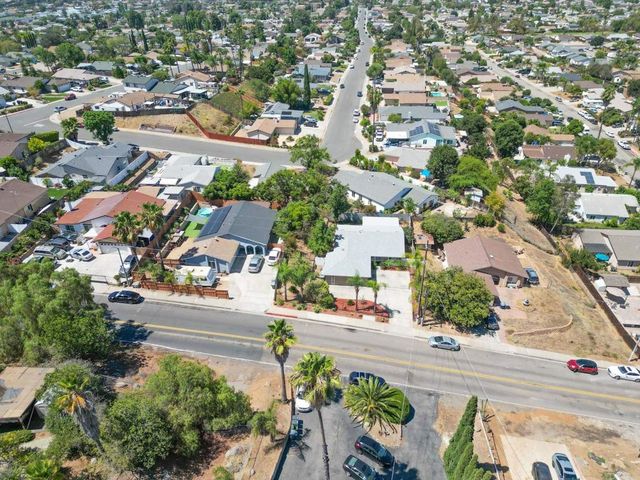 1161 N Rose St, Escondido, CA 92027