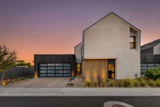 1341 E Pomelo Grove Lane, Phoenix, AZ 85014