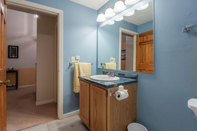 703 Brookhaven Ln 703, Woonsocket, RI 02895