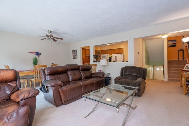 703 Brookhaven Ln 703, Woonsocket, RI 02895