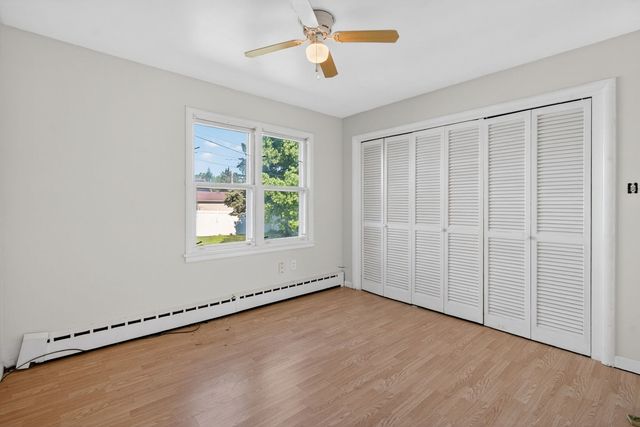 807 Farragut Place, Joliet, IL 60435