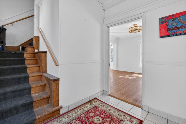 807 Farragut Place, Joliet, IL 60435