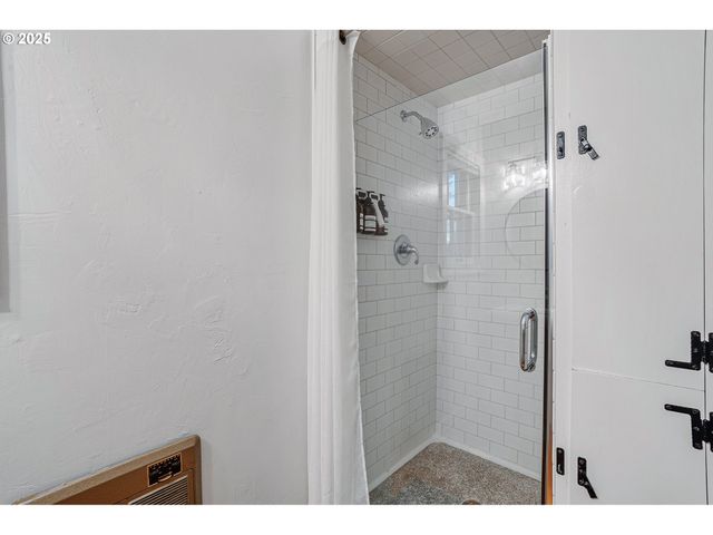 33150 Ne WILSONVILLE Rd, Newberg, OR 97132